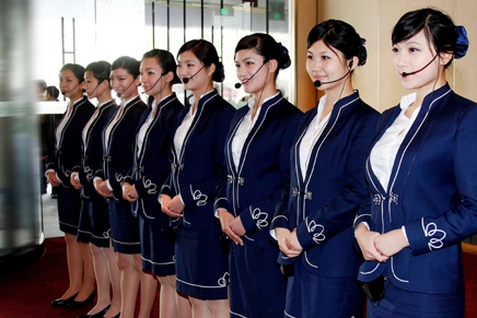 飞行时间和乘务员收入有关系吗?