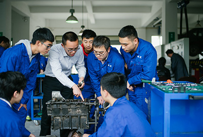 贵阳电子职业学校林东校区包分配工作吗?
