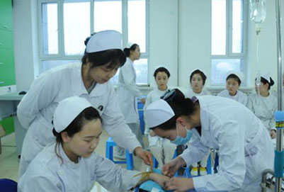 成都卫生职业学校护理专业简介