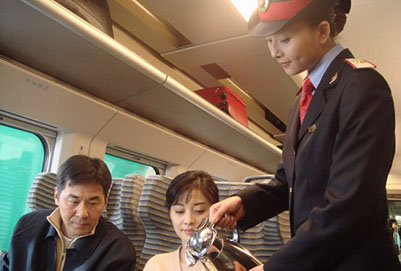贵阳哪所学校高铁乘务专业好?
