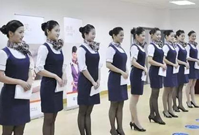 成都铁路学校：初中起点读高铁乘务专业能行吗?