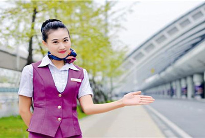 成都铁路运输学校培养专业铁路技术人才