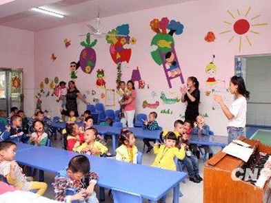 成都专业幼师学校主修什么课程？