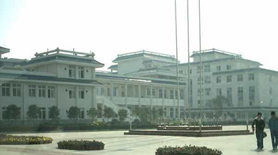 四川省崇州市职业中专学校