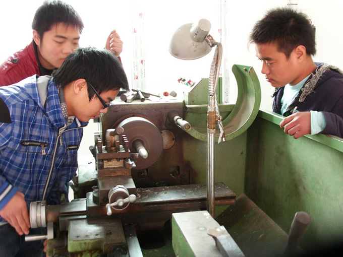 盐亭职业技术学校2020-机械加工招生(中专+大专)_招生信息