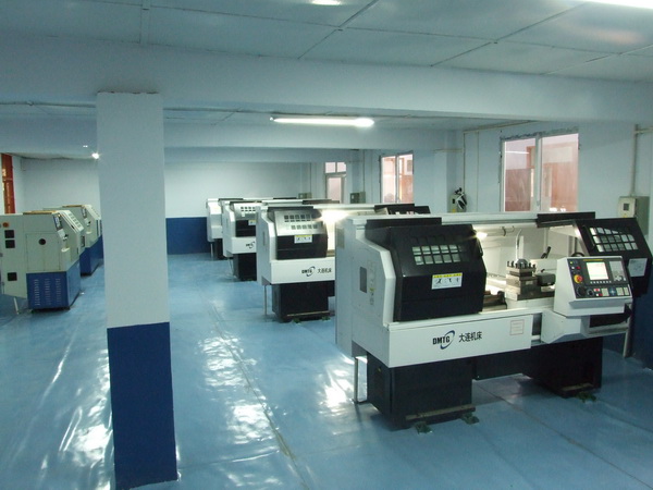 四川南充服装学校2020-机电技术应用招生(中专大专)_招生信息