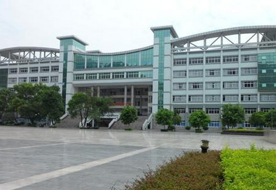 2020年重庆航天职业技术学院招生录取分数线_招生信息