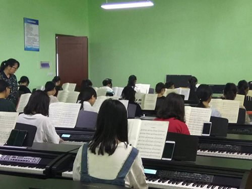 成都市中山职业技术学校学前教育(幼儿教育)介绍_招生信息