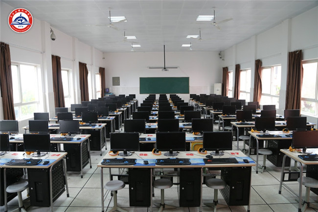 眉山工程技师学院图片、照片 眉山工程技师学院图片、照片