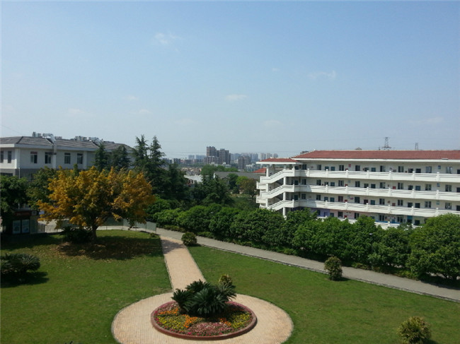 四川省绵阳职业技术学校图片、照片 四川省绵阳职业技术学校图片、照片