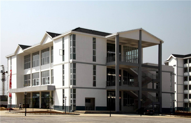 梓潼县七一高级职业中学校图片、照片 梓潼县七一高级职业中学校图片、照片