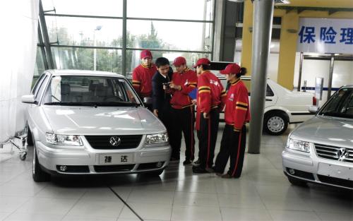 成都汽车专修学院的环境怎么样