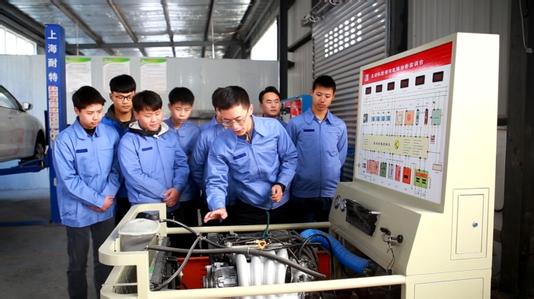 成都汽修职业技术学院分享:什么是汽车电子技术应用专业