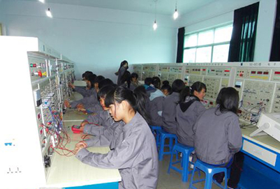 贵州省电子信息高级技工学校电子及电气工程类 贵州省电子信息高级技工学校电子及电气工程类