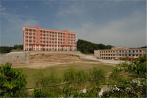 三台县乐安职业高级中学图片 三台县乐安职业高级中学图片