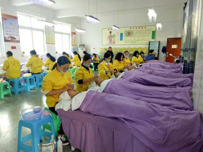 3.jpg 遵义重美职业技术学校:美容与养身专业介绍_招生信息