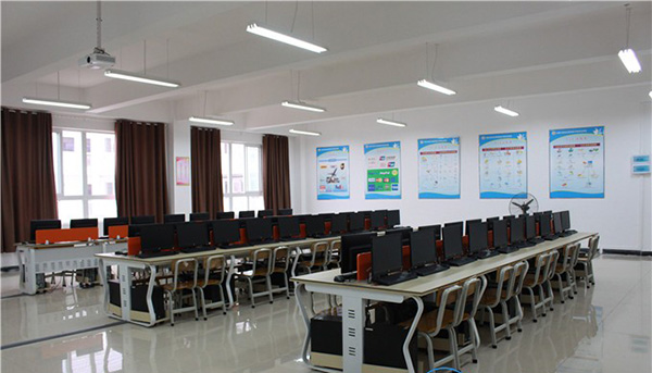 三都水族自治县民族中等职业技术学校:新兴的_招生信息