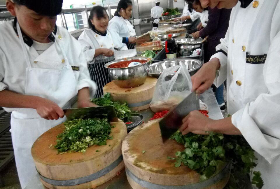 三都水族自治县民族中等职业技术学校：前景无_招生信息