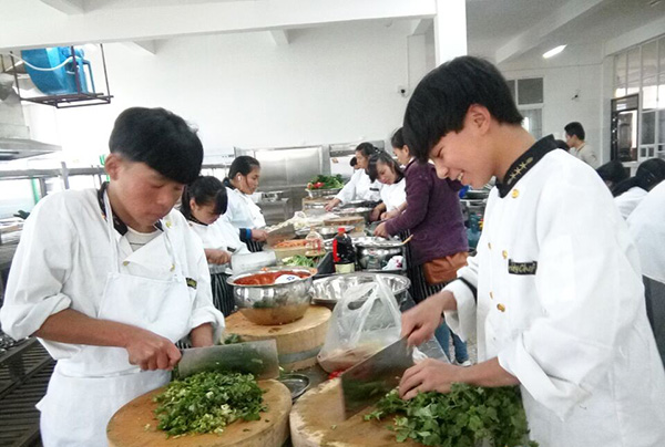 三都水族自治县民族中等职业技术学校：前景无_招生信息