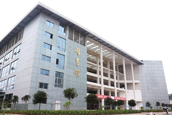 四川省宜宾市职业技术学校简介 四川省宜宾市职业技术学校简介