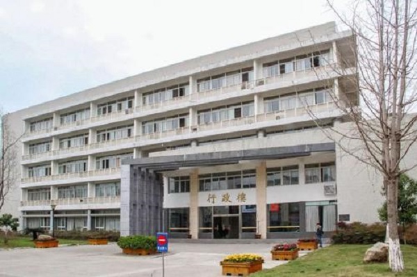 内江市川威技工学校简介 内江市川威技工学校简介