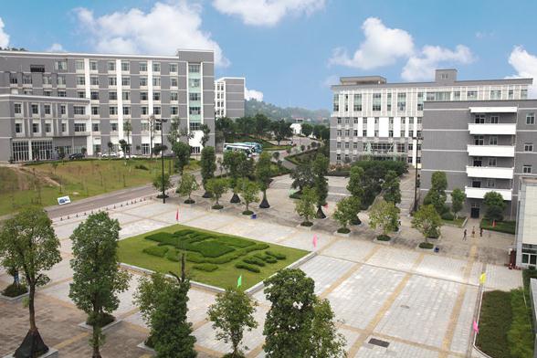 南充兴光技工学校简介 南充兴光技工学校简介