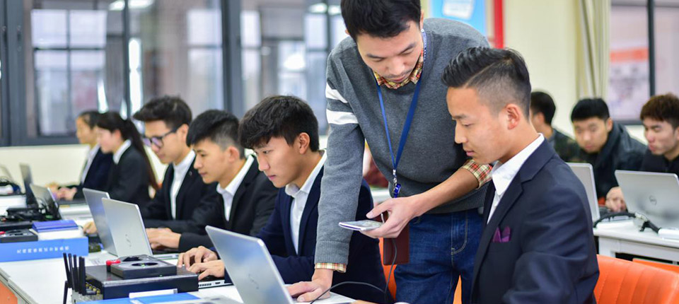 在贵州哪个铁路运输学校较量好---遵义铁路运输学校 在贵州哪个铁路运输学校较量好---遵义铁路运输学校