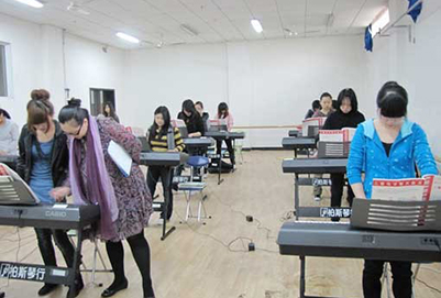 报考贵阳幼师学校幼师专业难度大吗