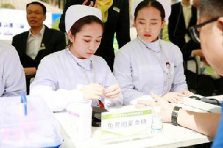成都市女生去哪读高铁专业春招招生信息