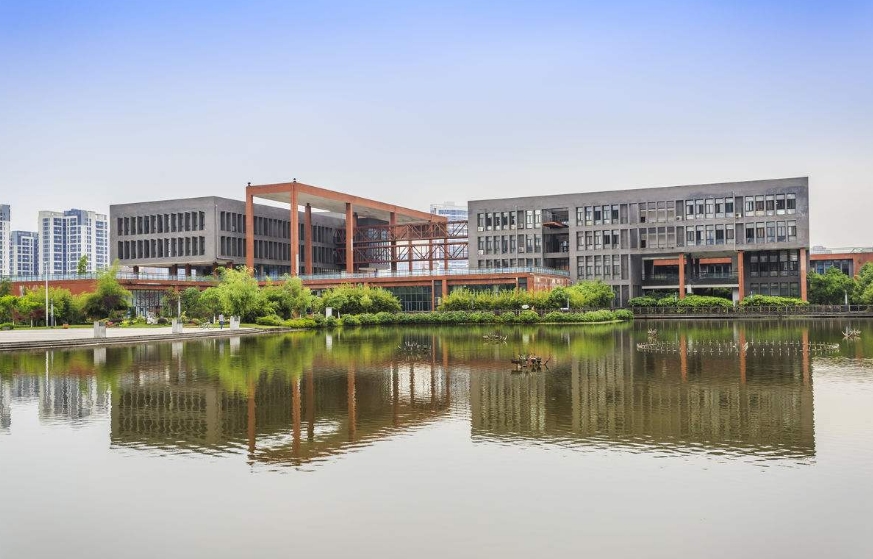 邛崃市技工学校2020年校园规模如何,规模大吗? 邛崃市技工学校2020年校园规模如何,规模大吗?