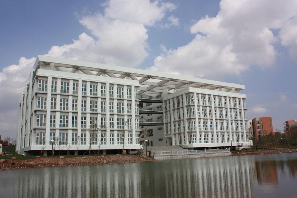 四川省内江铁路机械学校2020年师资条件情况