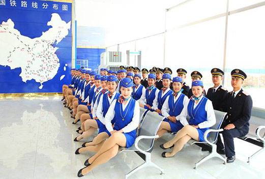 成都铁路学校的教学方式好不好
