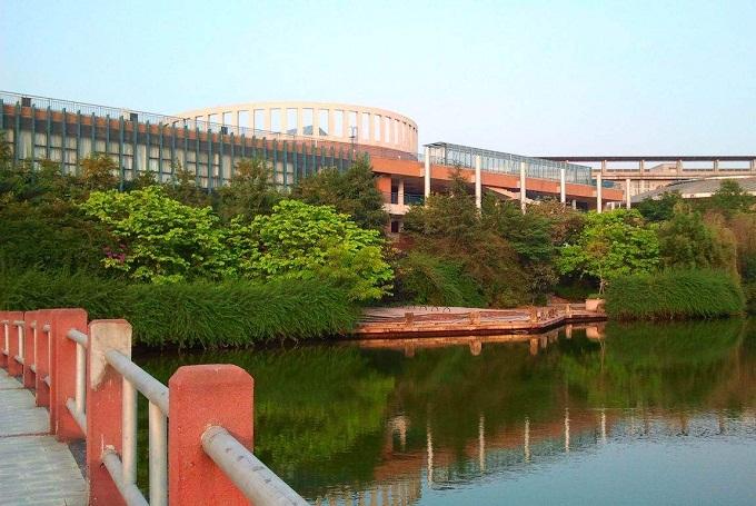 2019年四川城市职业学院招生办联系电话