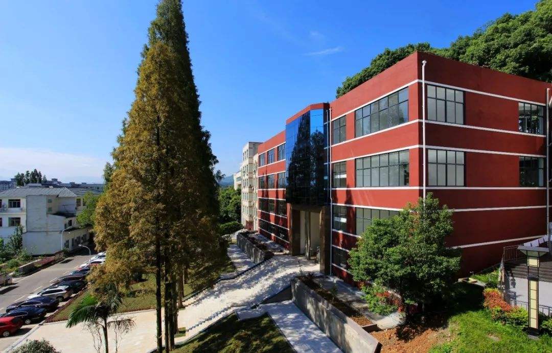 四川省食品药品学校2019年招生计划