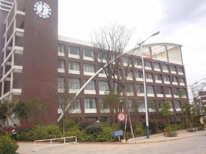 四川五月花专修学院校2019年学校师资力量条件如何,好不好? 四川五月花专修学院校2019年学校师资力量条件如何,好不好?