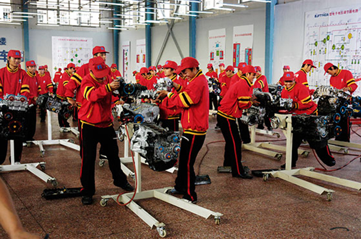 成都汽车电子技术应用专业好不好找工作,成都汽修职业技术学院