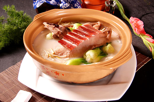 成都厨师学校:初中毕业可以学厨师专业吗?