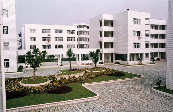 成都有哪些职业学校?v