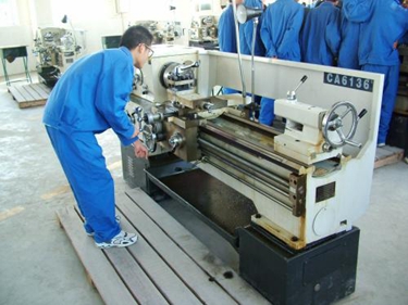 成都市庄园机电职业技术学校