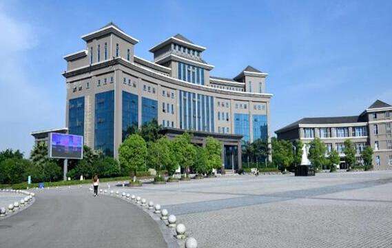 重庆市医药学校简介