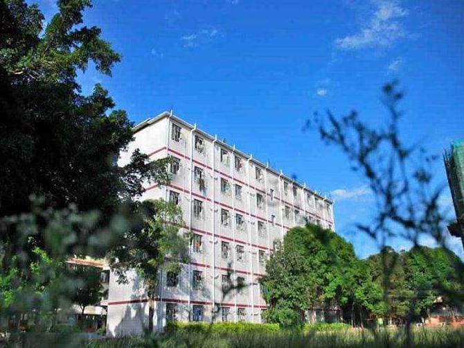 重庆市渝中区职业教育中心简介 重庆市渝中区职业教育中心简介