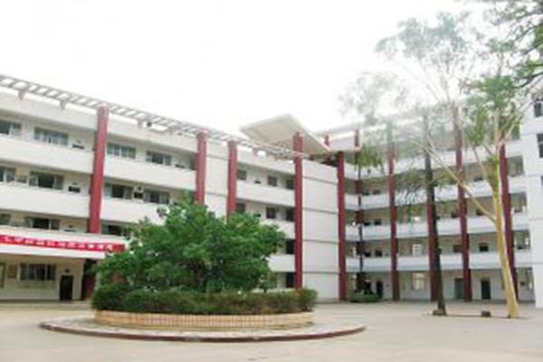 重庆潍柴技工学校简介 重庆潍柴技工学校简介