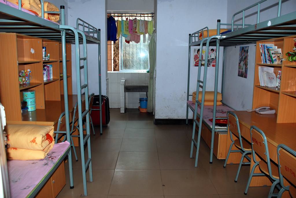 重庆市渝中职业教育中心寝室 重庆市渝中职业教育中心寝室