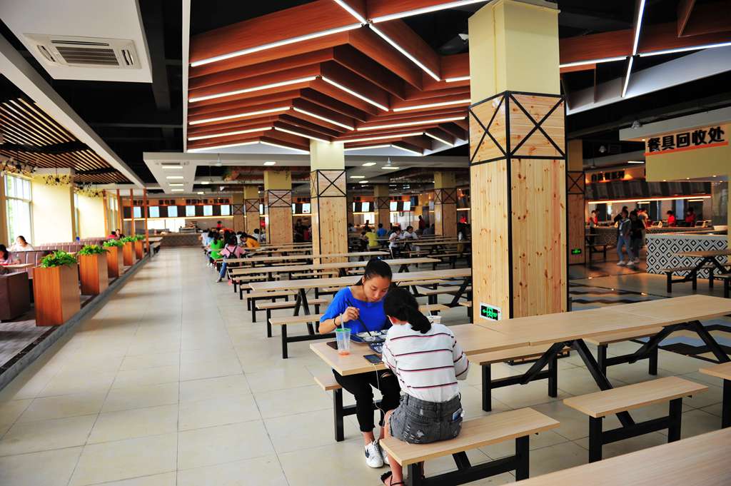 重庆市农业学校食堂 重庆市农业学校食堂