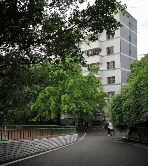 重庆市涪陵创新计算机学校学费 重庆市涪陵创新计算机学校学费