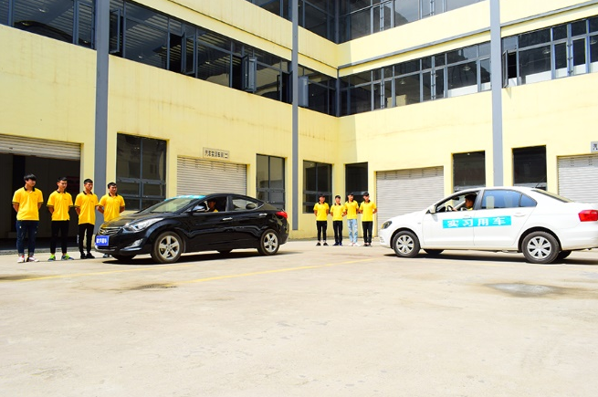 重庆市聚英技工学校环境、宿舍环境、寝室环境、图片 重庆市聚英技工学校环境、宿舍环境、寝室环境、图片