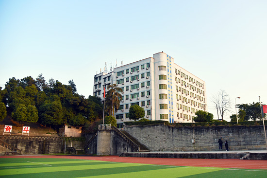 重庆市红春藤技工学校招生要求、2019年学校招生要求 重庆市红春藤技工学校招生要求、2019年学校招生要求