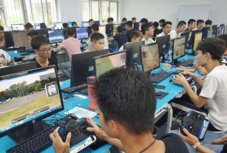 无人机应用与维修专业 无人机应用与维修专业