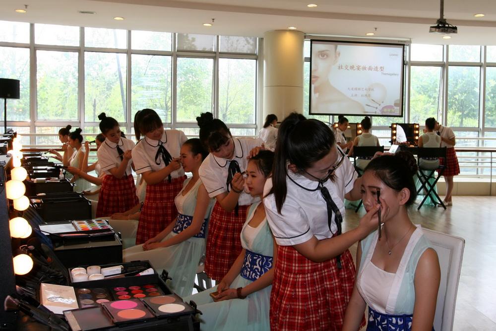 美发与形象设计专业 美发与形象设计专业