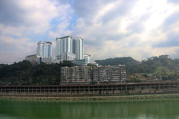 2019年重庆市渝中区职业教育中心入学地址在哪里呢?